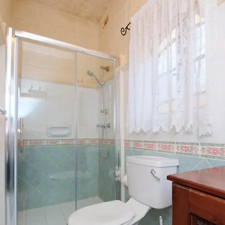Villa Ta Happin In With Pool And Ac