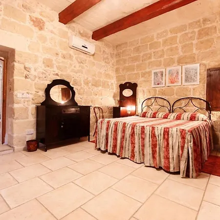 Villa Ta Happin In With Pool And Ac
